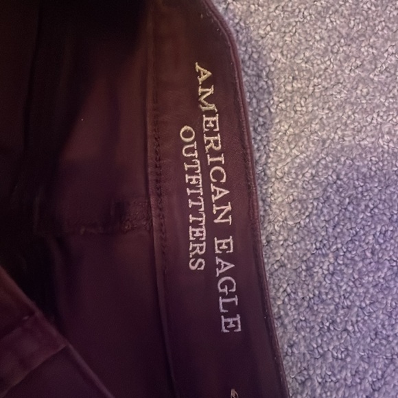 RED AMERICAN EAGLE JEAN SHORTS - Picture 2 of 3